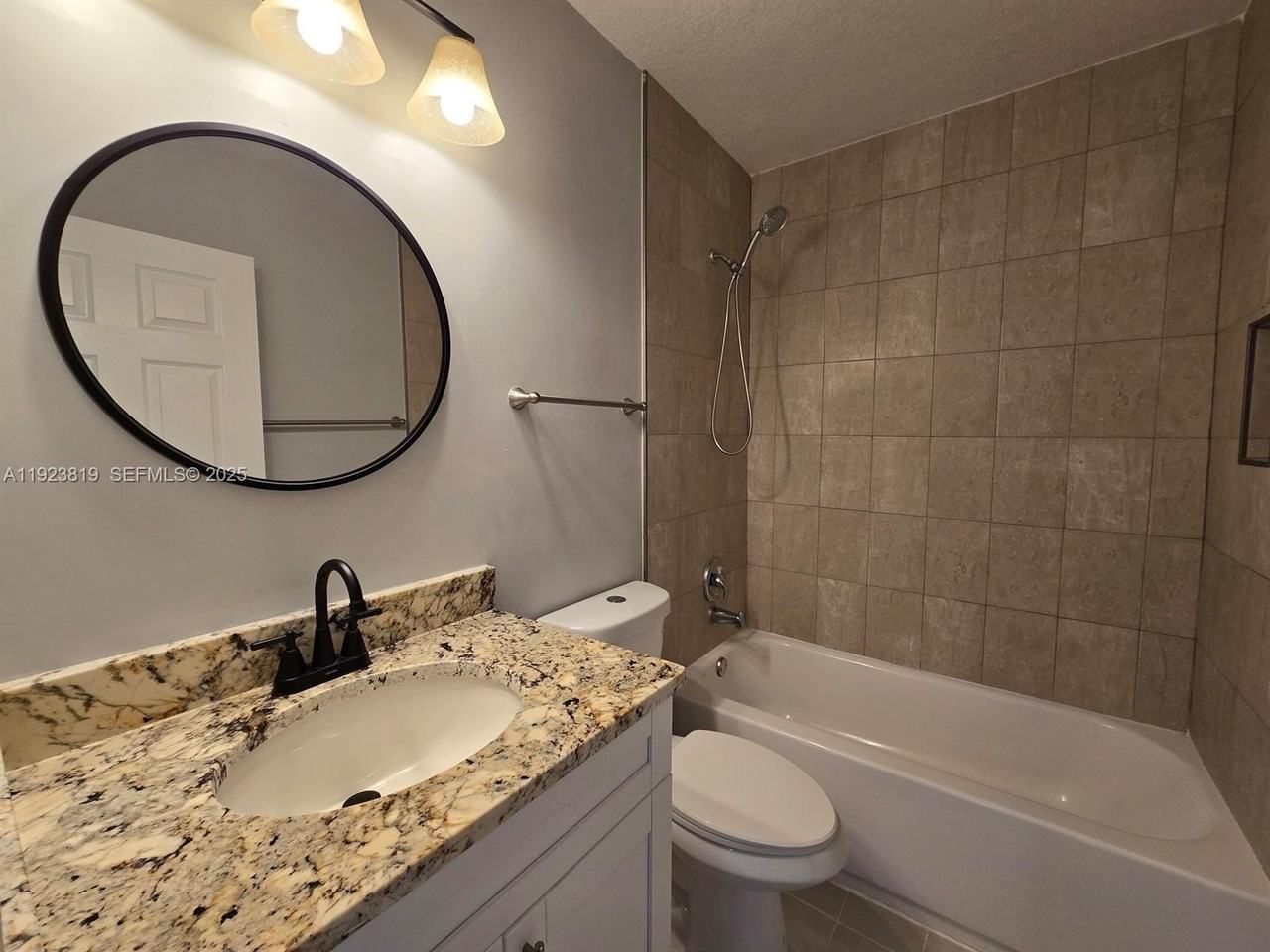 6132 Southard Street - Photo 5 of 6