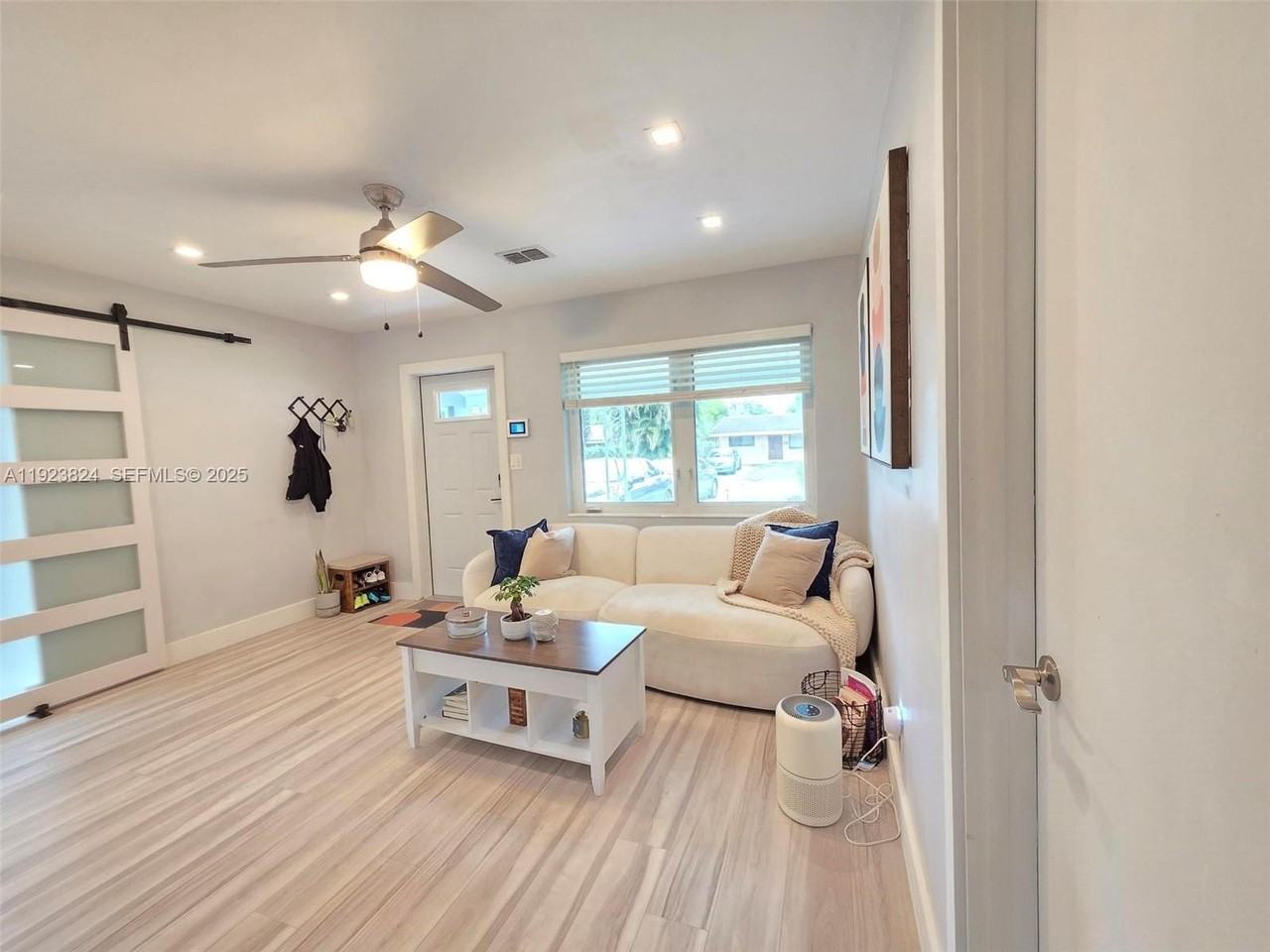 250 Northeast 42nd Street #250 - Photo 4 of 24