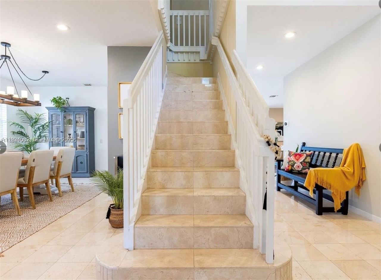 665 Nandina Dr #665 - Photo 2 of 8