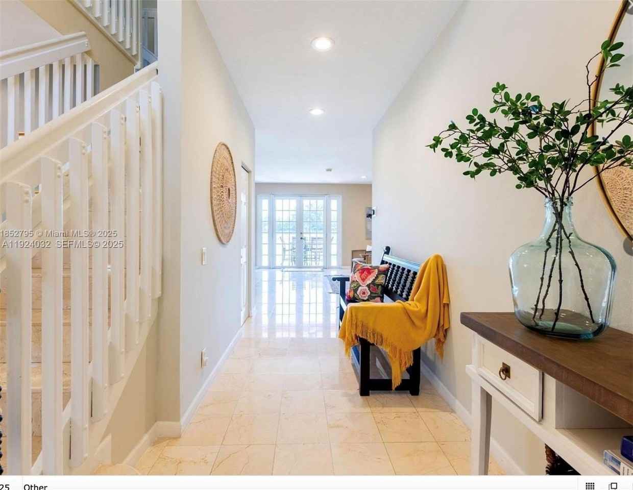 665 Nandina Dr #665 - Photo 3 of 8