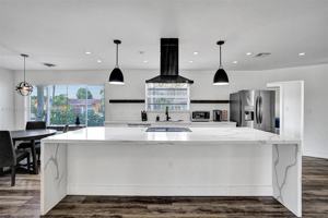 featured image of 2106 Northeast 16th Avenue