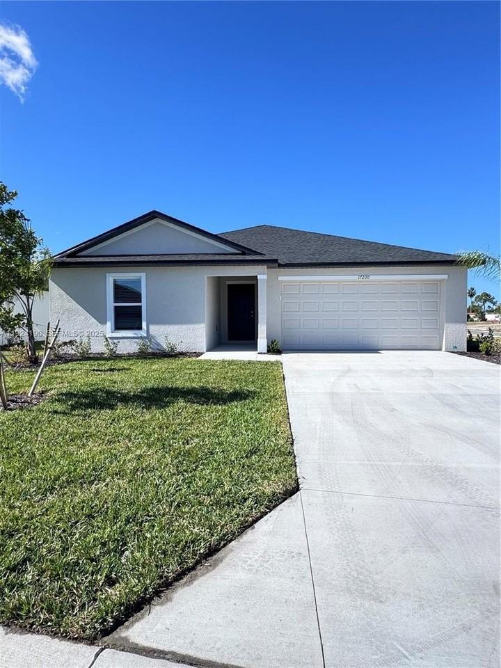 17200 Cantu Ct #17200 - Photo 2 of 16