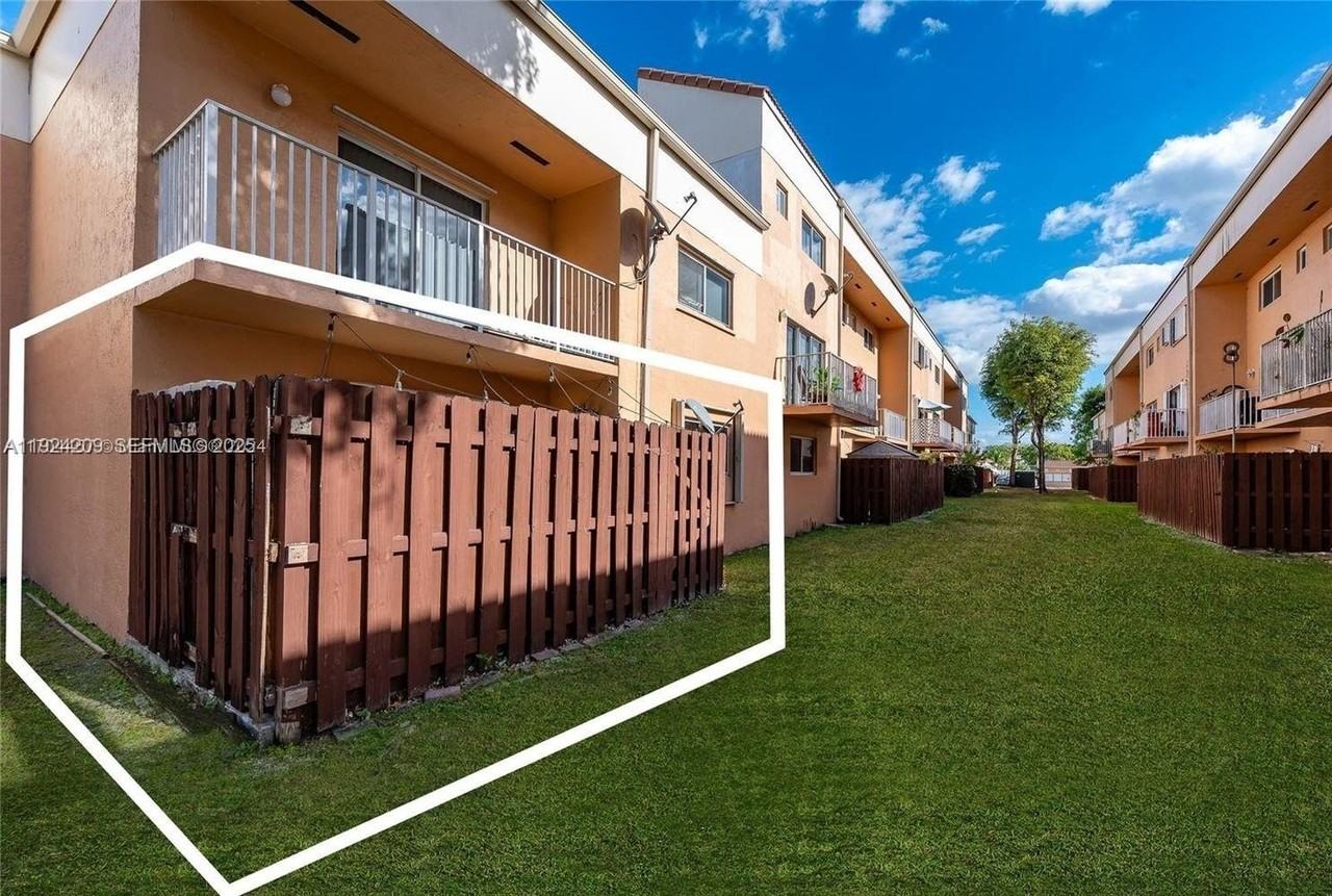 14915 Sw 80th St #112 - Photo 4 of 28