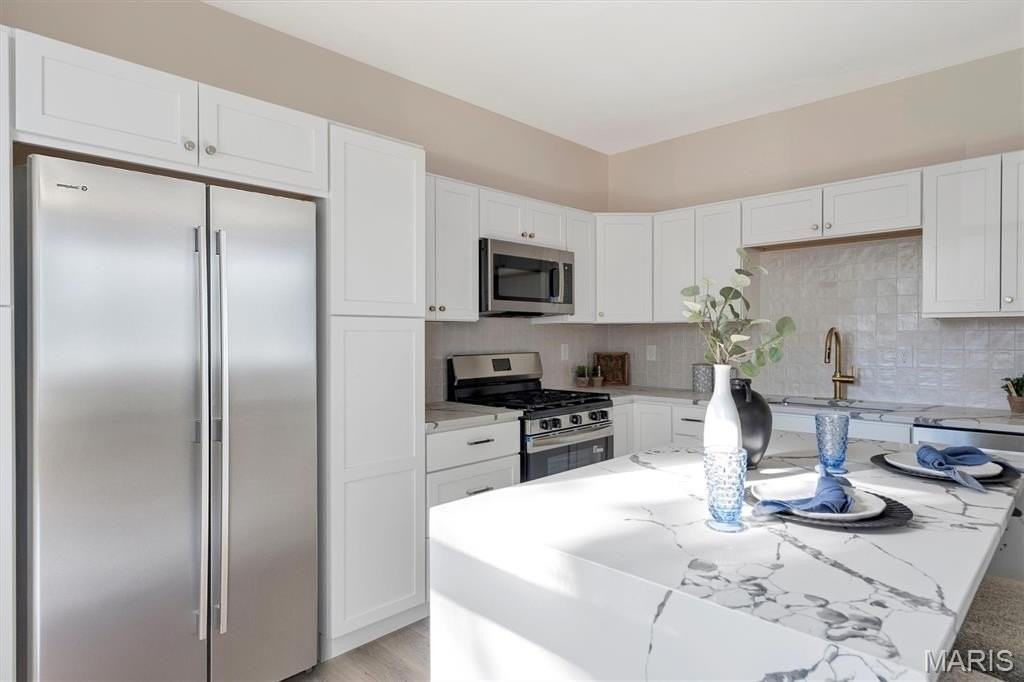 6752 W Park Ave - Photo 7 of 20