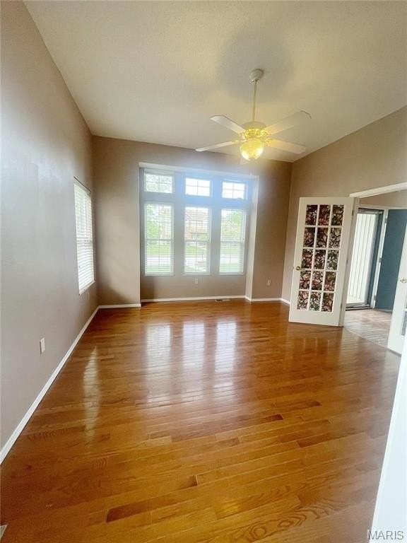 1146 Illini Drive - Photo 3 of 30