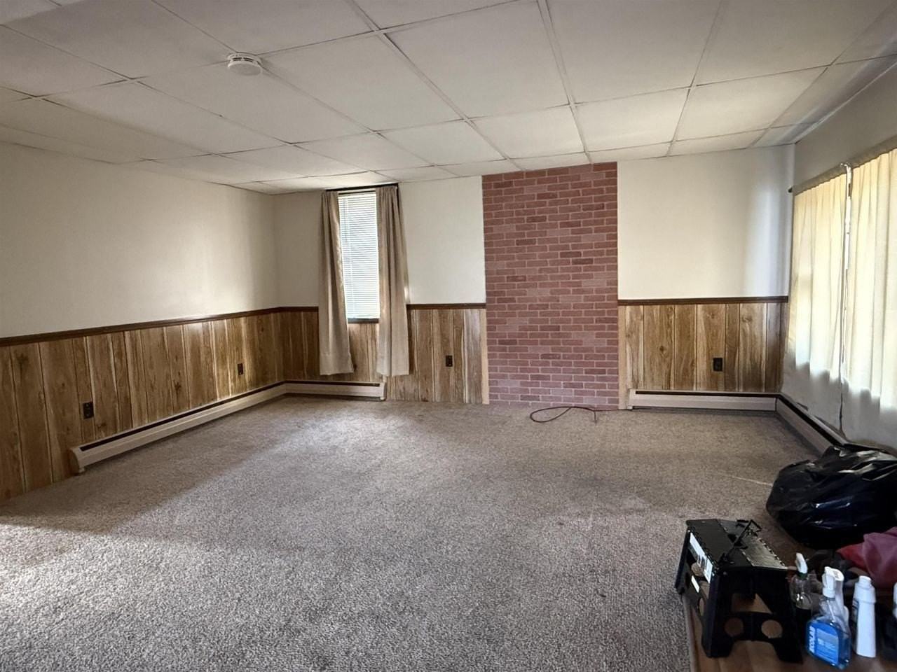 46 Sawmill Hl - Photo 3 of 8