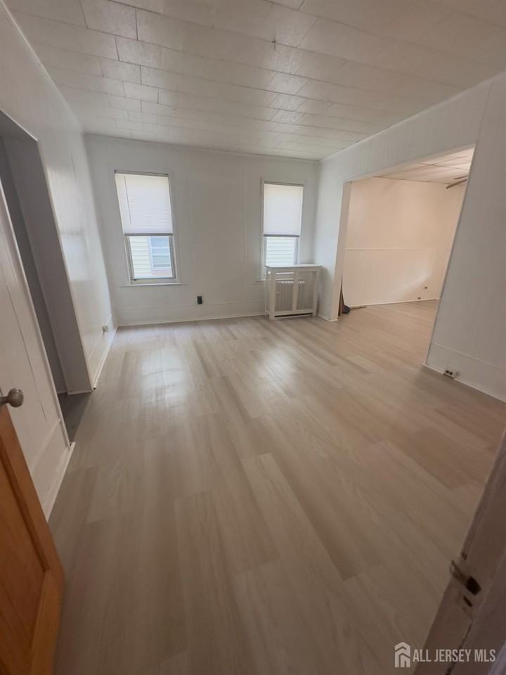 93 Schley St #2 - Photo 5 of 12