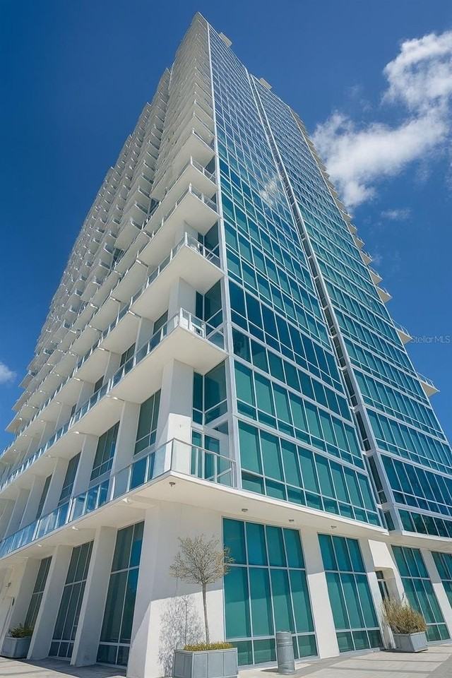 150 E Robinson St #29B - Photo 2 of 27