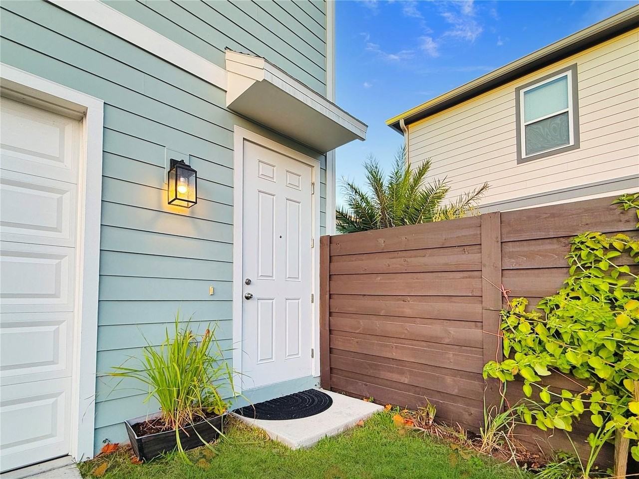 6502 Rover Way - Photo 2 of 9