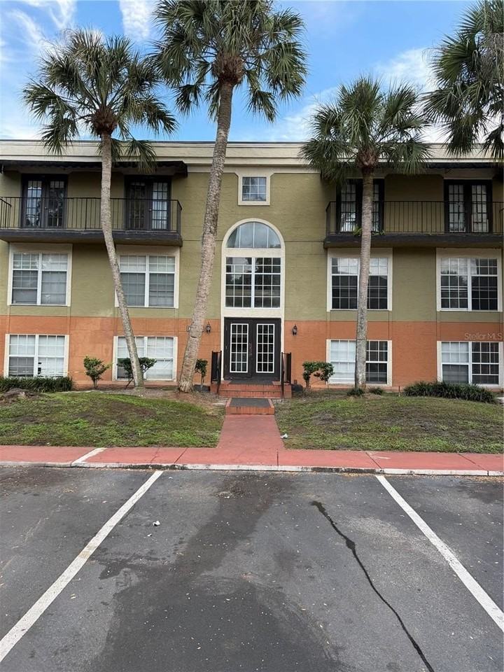 3986 Versailles Drive #3986C