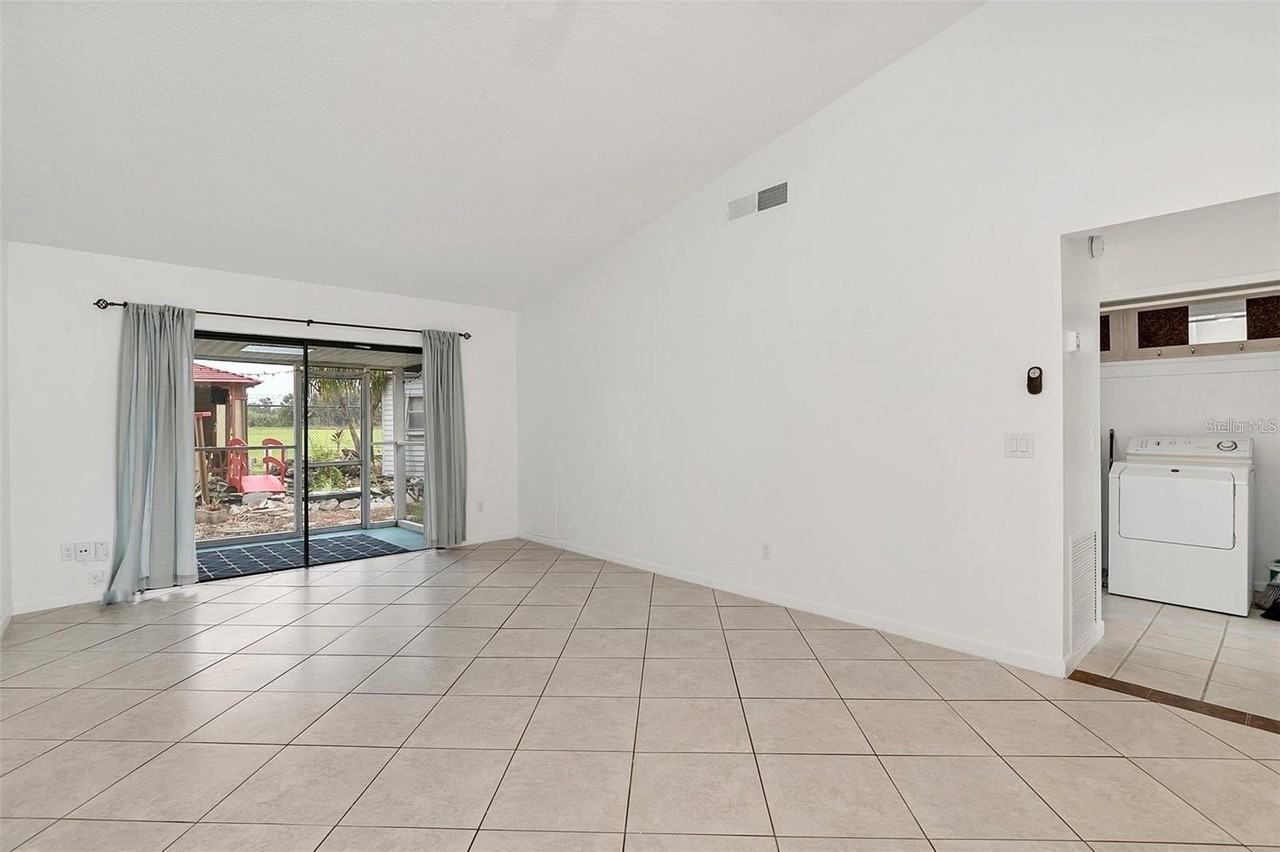 5979 Brown Bark Dr - Photo 5 of 16