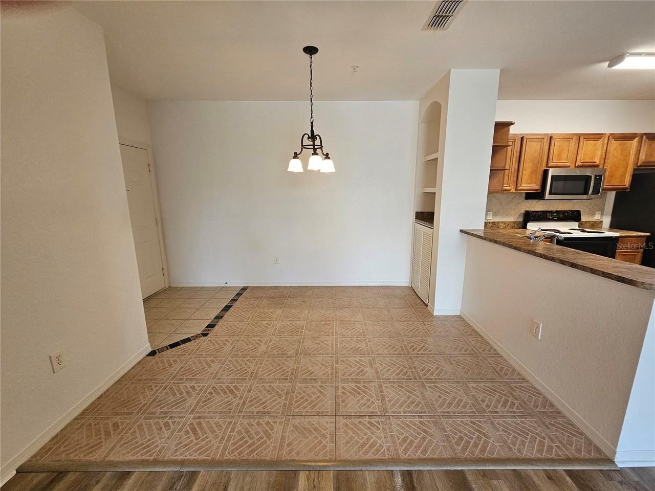 8357 38th Street Circle East #203 - Photo 3 of 24