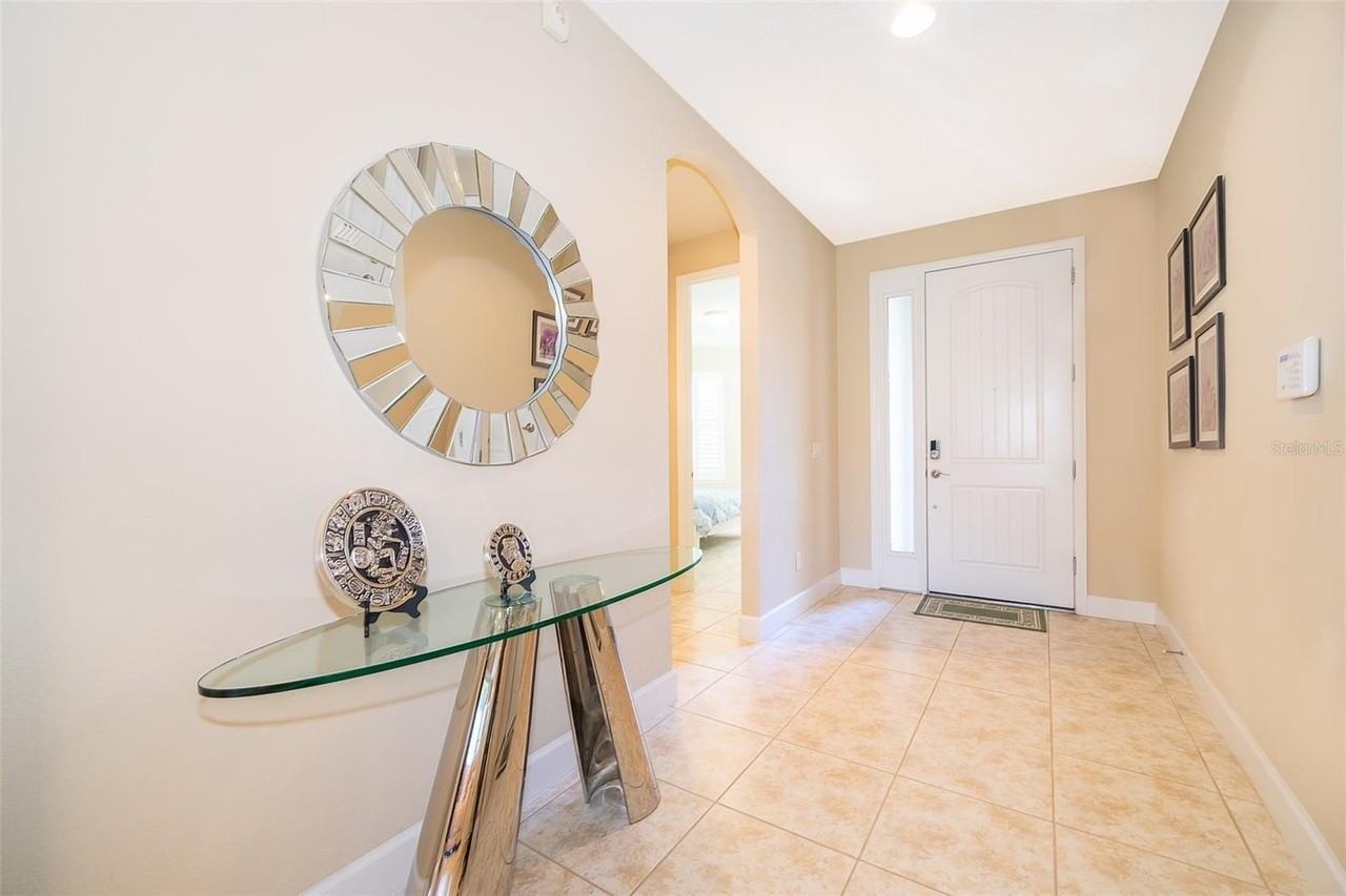 11918 Autumn Fern Ln - Photo 5 of 36