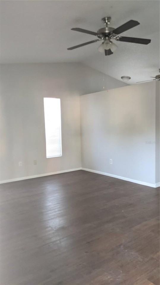 1284 Roma Ct - Photo 5 of 24