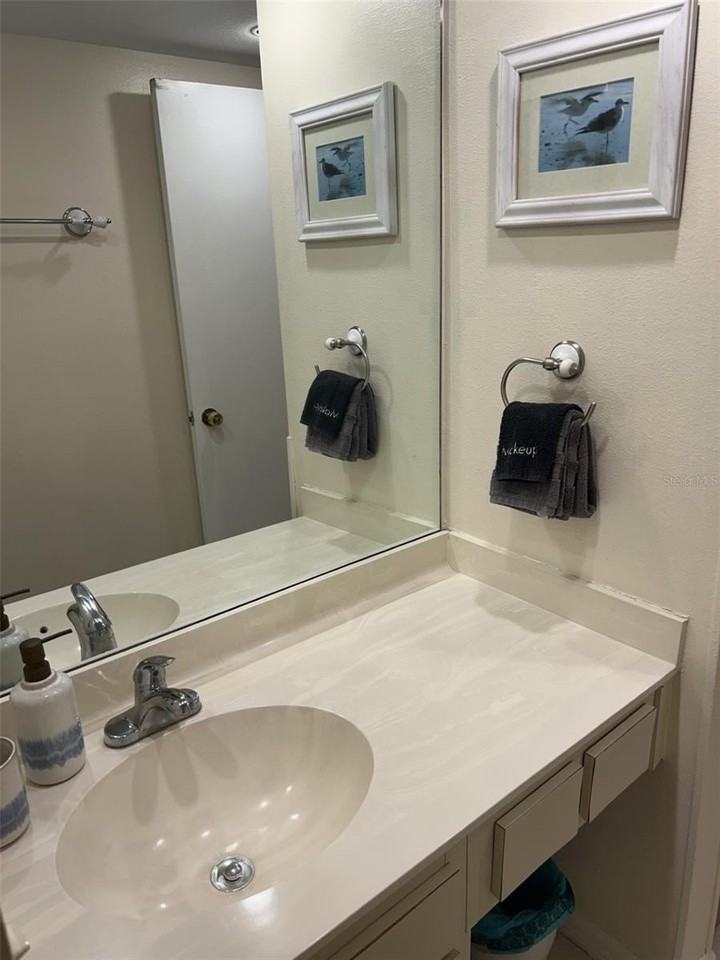 17710 Gulf Blvd #102 - Photo 7 of 17