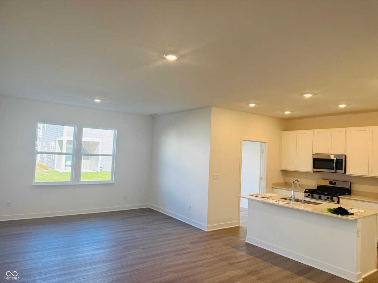 15190 Swallow Falls Way - Photo 5 of 22