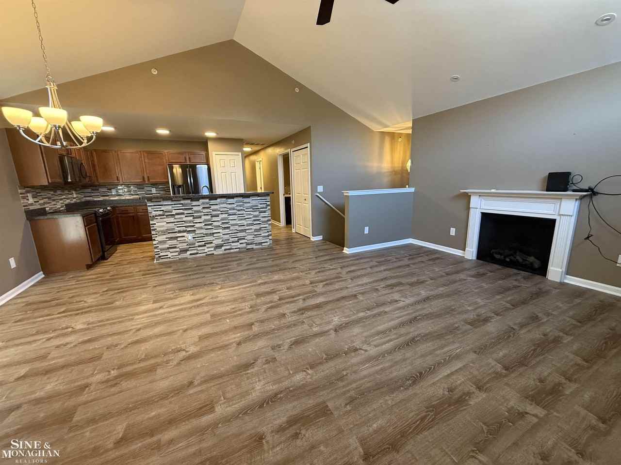 27017 Carrington Pl - Photo 6 of 35