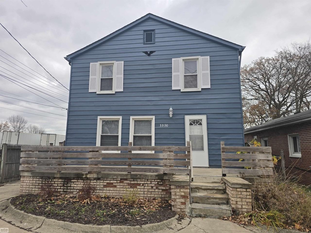 33130 Robeson St - Photo 2 of 24