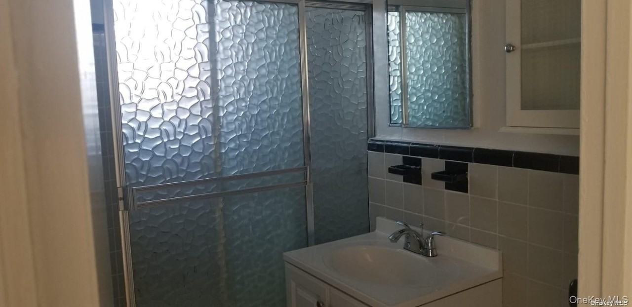 7345 210th St - Photo 6 of 12