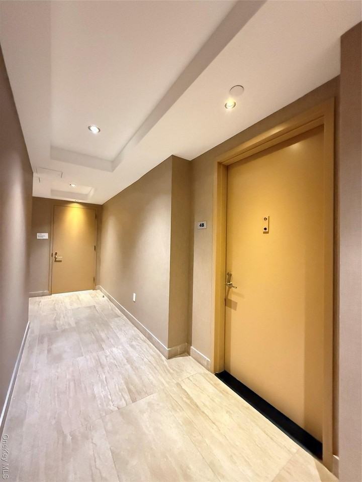 13835 39th Ave Apt 4b #4B - Photo 4 of 19