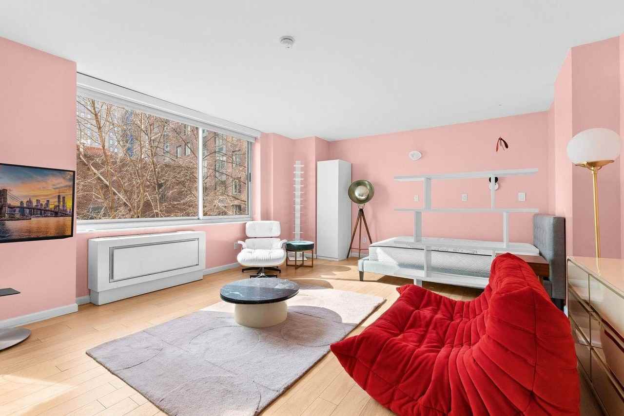 250 South End Avenue #3F