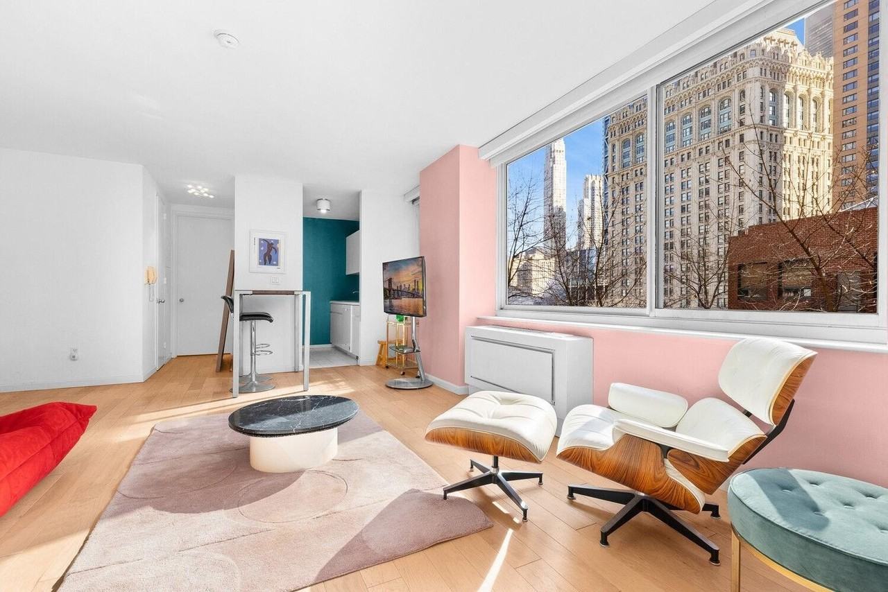 250 S End Ave Apt 3f #3F - Photo 2 of 4