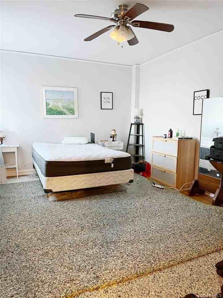 7540 Austin St Apt 4hr #4HR - Photo 2 of 8