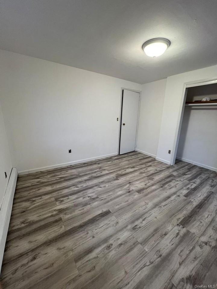 135 Sunrise Ln - Photo 7 of 14