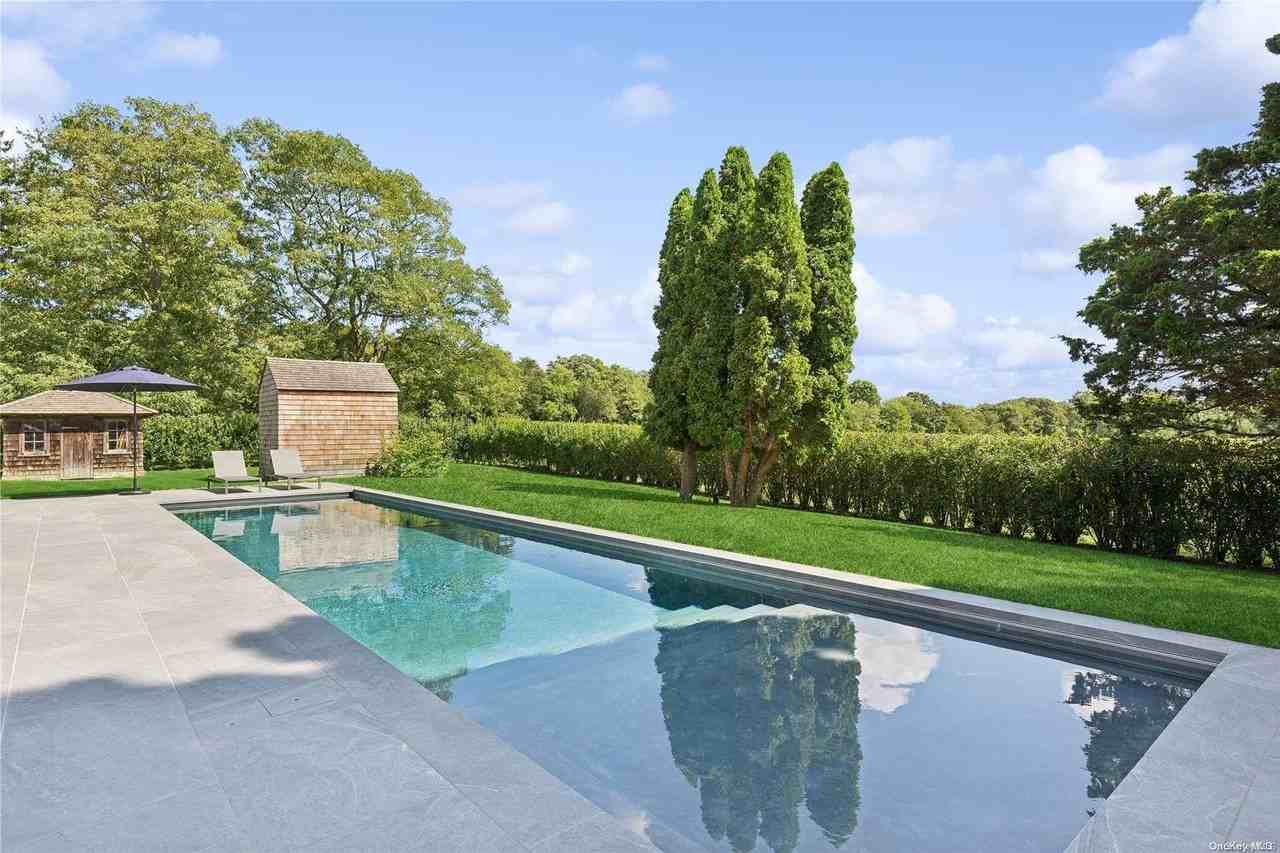 2803 Montauk Hwy - Photo 2 of 34