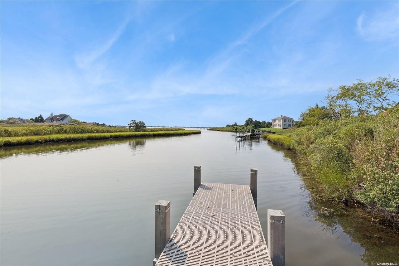 18 Pleasant Ave - Photo 2 of 24