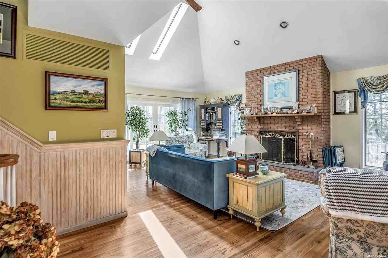 3 Pine Grove Court - Photo 4 of 24