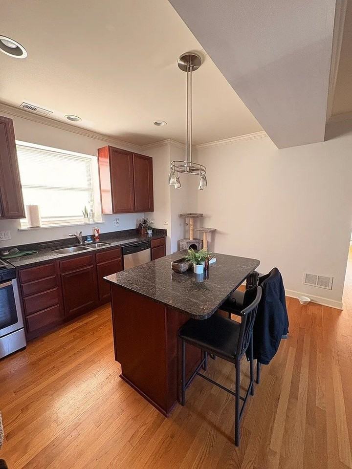 3707 North Kenneth Avenue #215 - Photo 3 of 12