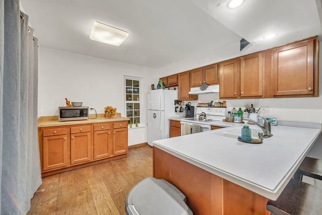 633 Chip Court - Photo 3 of 18