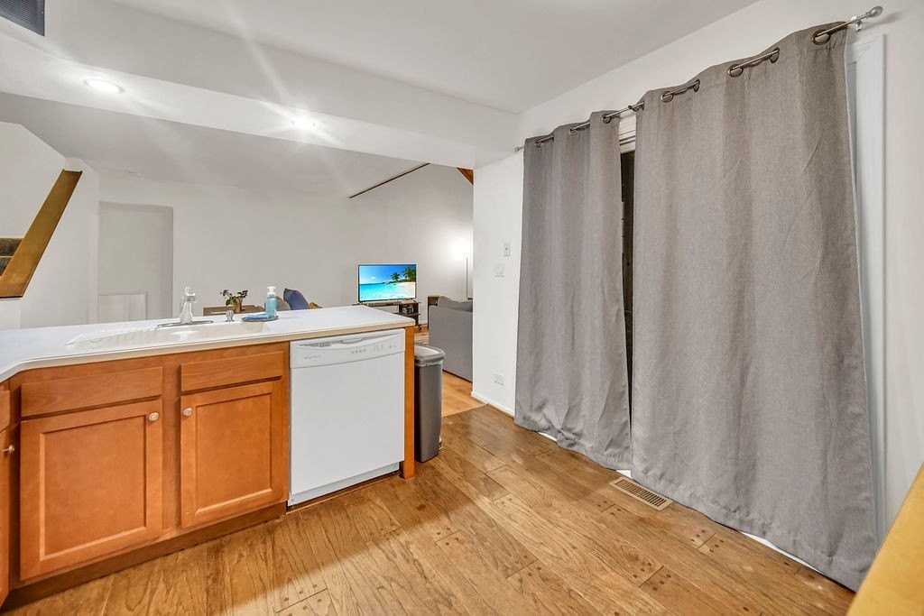 633 Chip Court - Photo 5 of 18