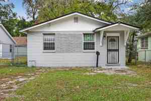 featured image of 3811 Chase Ave