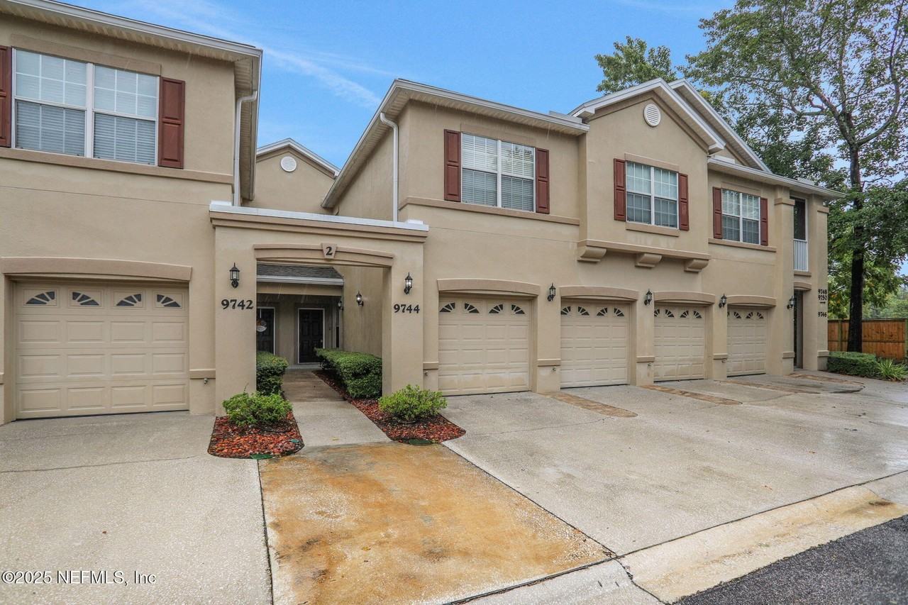 9744 Summer Grove Way West #116