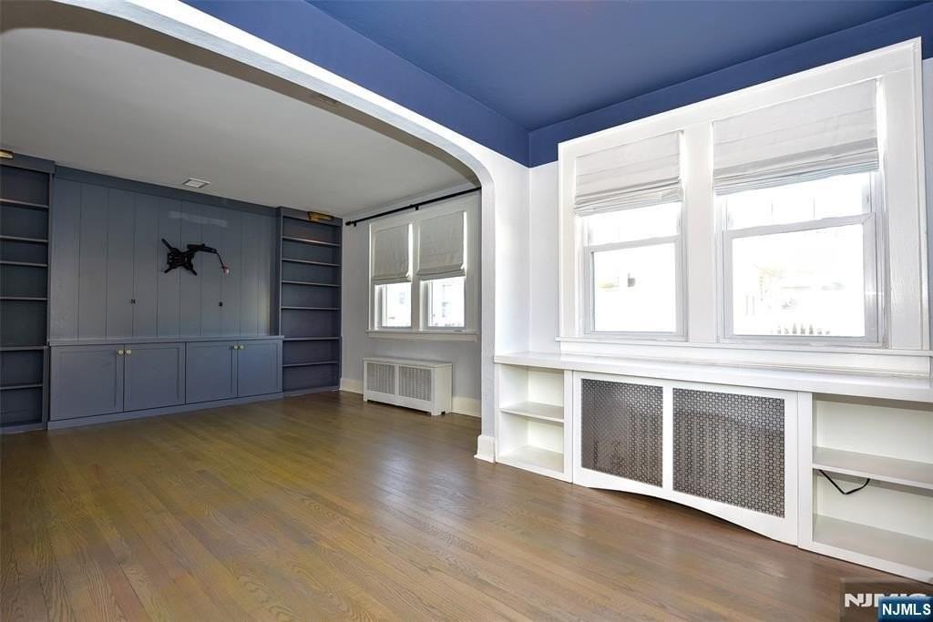 12-64 Burbank St - Photo 5 of 34