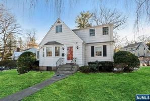 featured image of 524 North Monroe Street