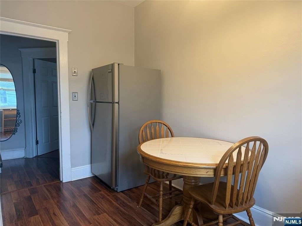 29 Pine St - Photo 7 of 23