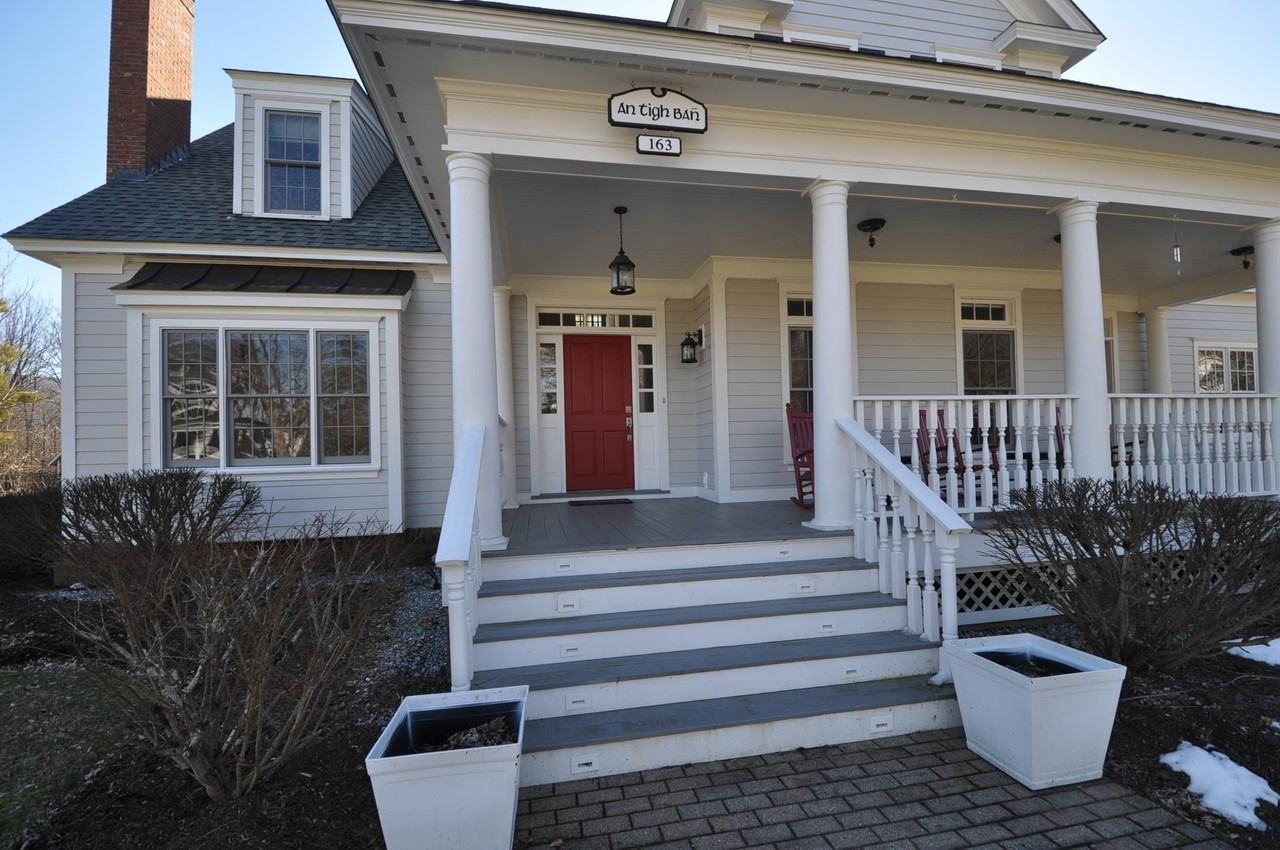 163 Taconic Rd - Photo 5 of 50