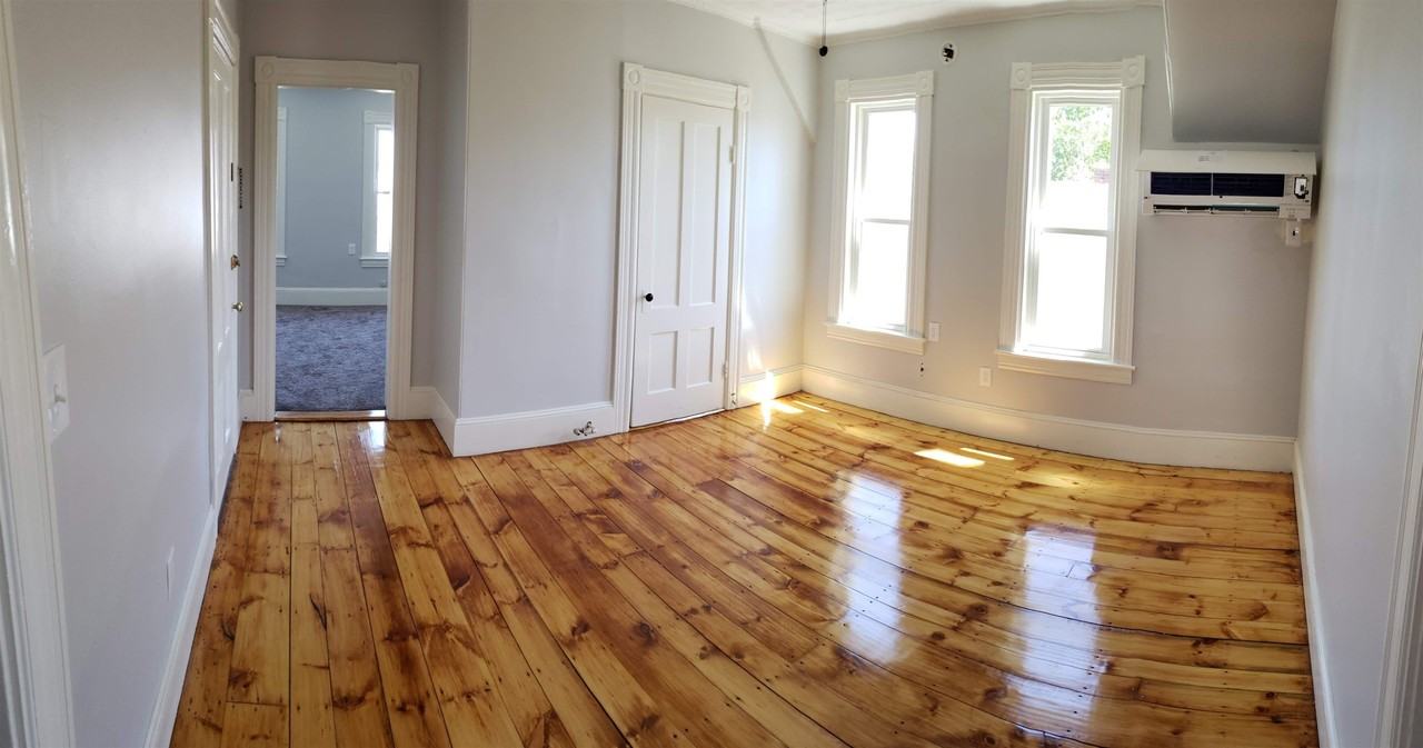 32 Hevey St #3 - Photo 3 of 12