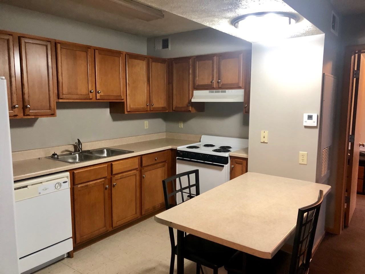 Westridge Apartments - Photo 4 of 8