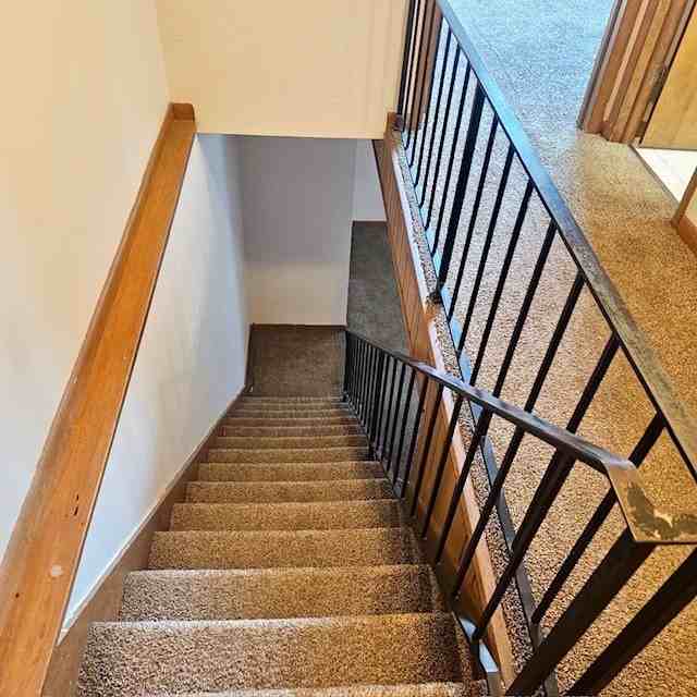 2012 Vawter Street - Photo 6 of 11