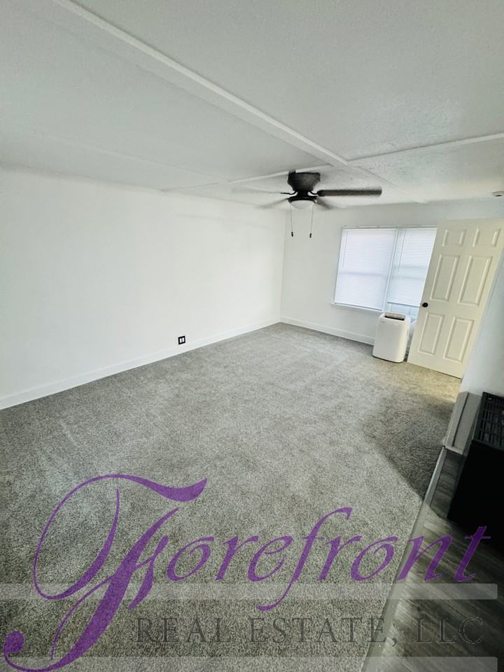 1145 S. Cedar - Photo 3 of 10