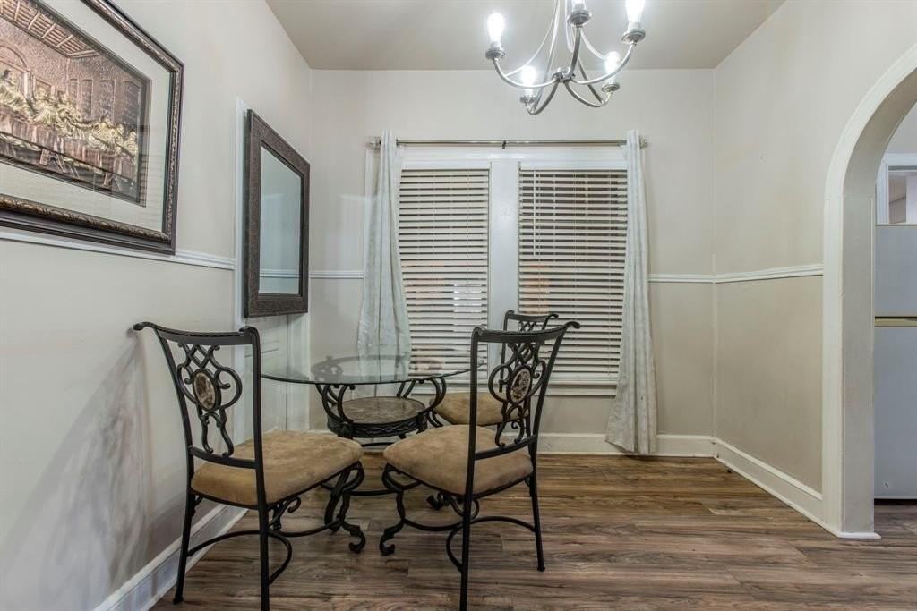 2200 Montrose St - Photo 6 of 25