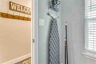 4009 Sheraton Rd - Photo 4 of 35