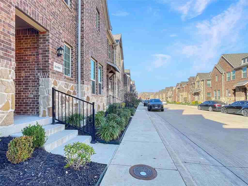 2165 Steer Creek Pl - Photo 2 of 18