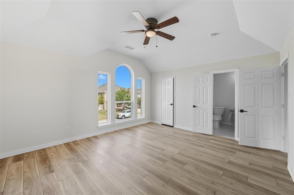 1501 Monte Carlo Dr - Photo 4 of 36