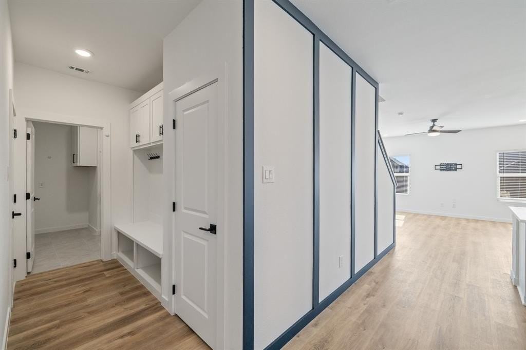 517 Ridgewood Dr - Photo 4 of 40