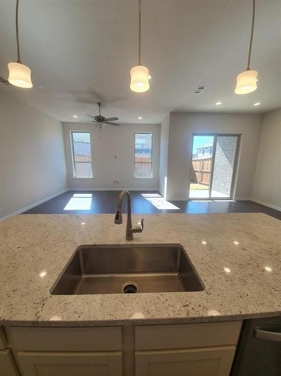 8286 Primrose Way - Photo 7 of 25